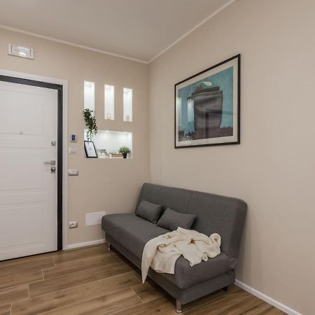 The Best Rent - Modern Three-Bedroom Apartment A Few Steps From The Colosseum Exterior foto