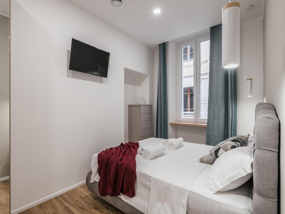 The Best Rent - Modern Three-Bedroom Apartment A Few Steps From The Colosseum Exterior foto